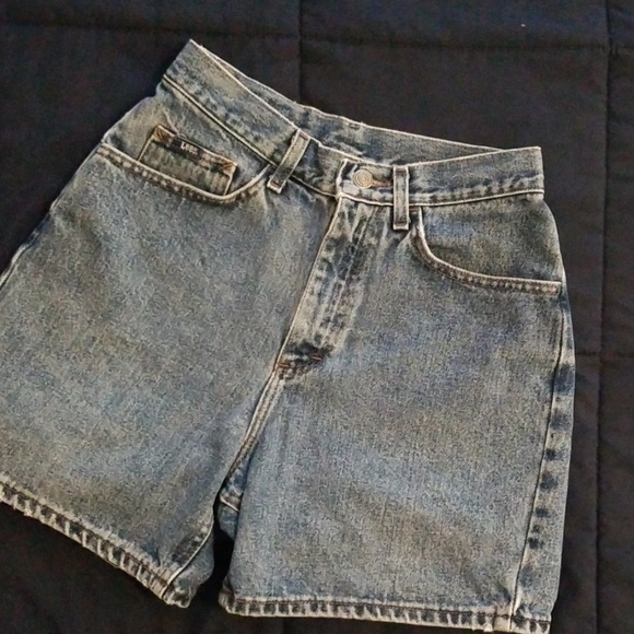 VINTAGE Lee Denim Jeans Shorts high waist Womens Size 8 - Picture 1 of 3
